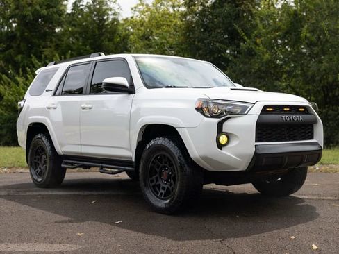 Used 2018 Toyota 4Runner TRD Off-Road Premium image 13
