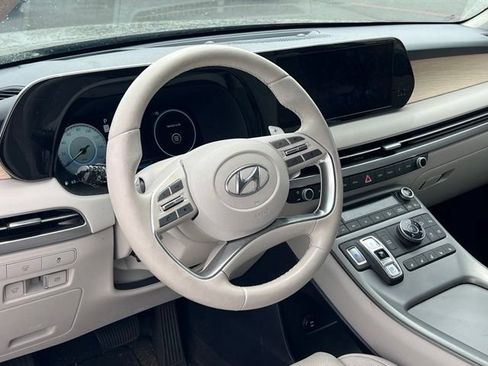 Used 2023 Hyundai Palisade Limited AWD/4WD image 14