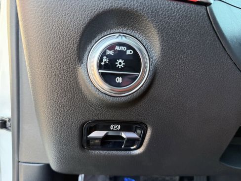 Certified 2026 Mercedes-Benz C 300 4MATIC Sedan image 24