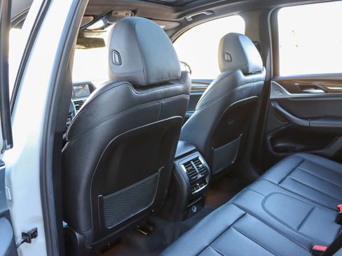 Used 2019 BMW X3 sDrive30i w/ Driving Assistance Package image 16