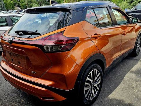 Used 2021 Nissan Kicks SV FWD image 5