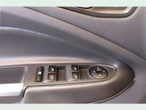 Used 2018 Ford Escape SEL image 30
