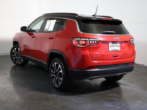 Used 2023 Jeep Compass Limited AWD/4WD image 2