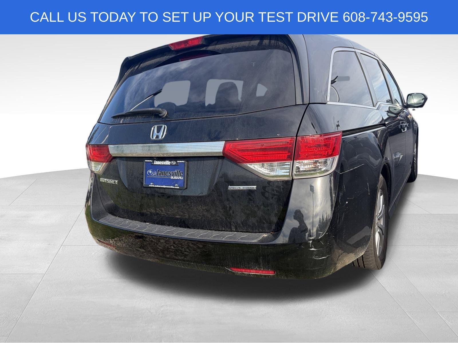 Used 2016 Honda Odyssey SE image 3