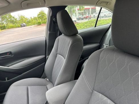 Used 2024 Toyota Corolla LE FWD image 8