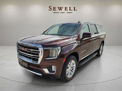 Used 2022 GMC Yukon XL SLT w/ SLT Premium Package