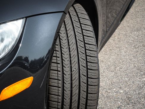 Used 2008 BMW M3 Convertible RWD image 13