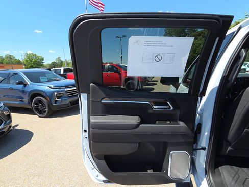New 2026 Chevrolet Silverado 1500 High Country w/ Technology Package AWD/4WD image 29