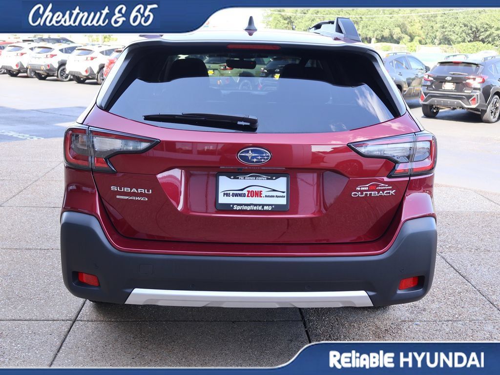 Used 2025 Subaru Outback Limited AWD/4WD image 5