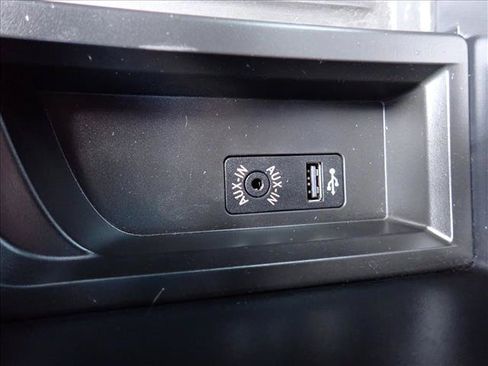 Used 2016 BMW M235i Convertible RWD image 12