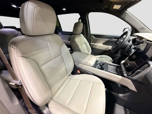 New 2026 GMC Acadia Elevation w/ Black Edition image 30