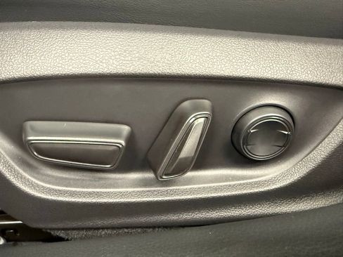 Used 2026 Toyota Prius XLE image 16