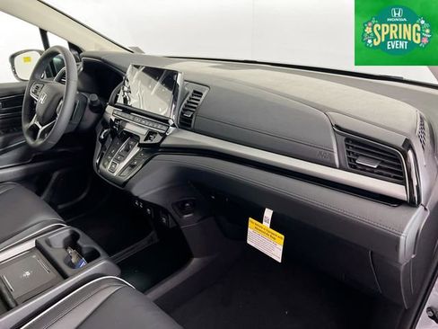 New 2026 Honda Odyssey Touring image 24