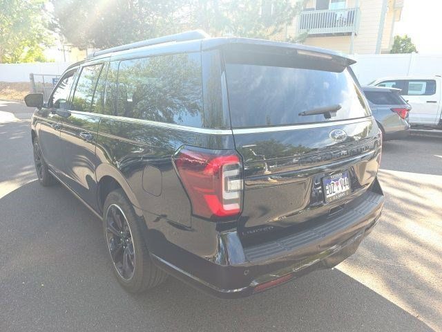Used 2024 Ford Expedition Max Limited AWD/4WD image 3