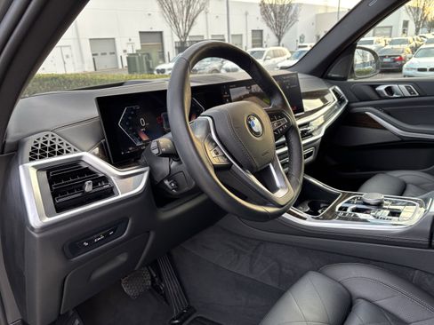 Certified 2025 BMW X5 xDrive40i w/ Climate Comfort Package image 16