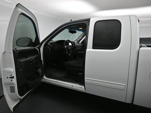 Used 2012 Chevrolet Silverado 1500 LT w/ All-Star Edition AWD/4WD image 8