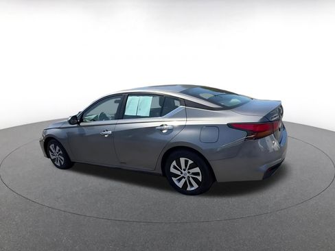 Used 2023 Nissan Altima 2.5 S FWD image 10