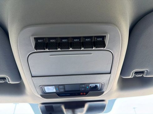 Used 2025 Ford F350 XLT AWD/4WD image 47