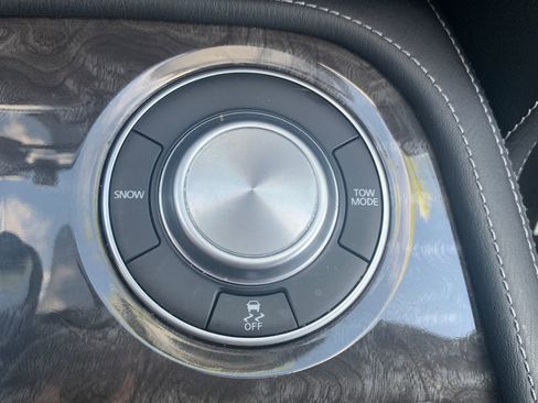 Used 2024 Nissan Armada Platinum w/ Captain's Chairs Package image 26