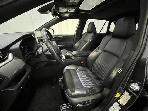 Used 2019 Toyota RAV4 XSE AWD/4WD image 10