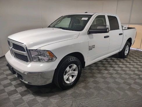 Used 2022 RAM 1500 Tradesman w/ Chrome Appearance Group image 3