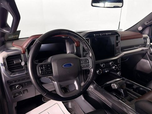 Used 2022 Ford F150 Lariat w/ Equipment Group 502A High image 9