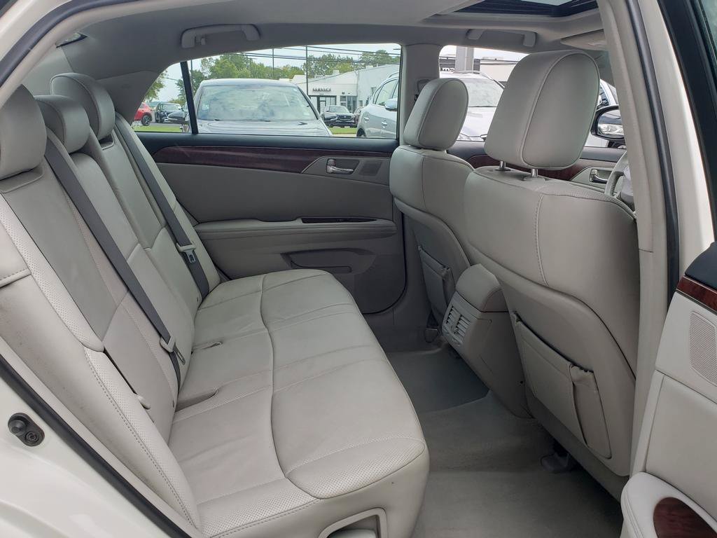 Used 2011 Toyota Avalon Limited FWD image 15
