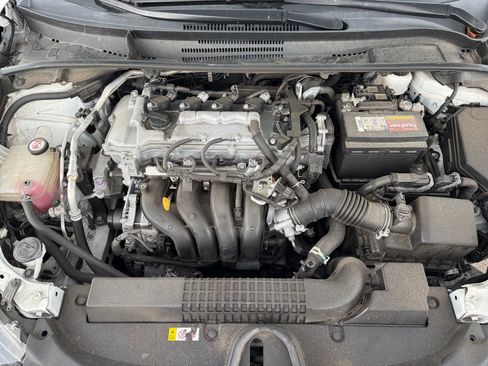 Used 2021 Toyota Corolla LE FWD image 20