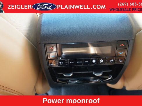 Used 2025 Jeep Grand Cherokee L Summit image 14