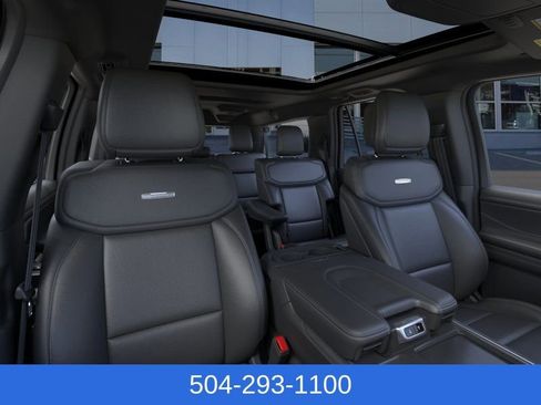 New 2026 Ford Expedition Max Platinum w/ Stealth Appearance Package AWD/4WD image 12