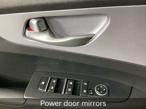 Certified 2024 Kia Forte LXS w/ LXS Technology Package image 18