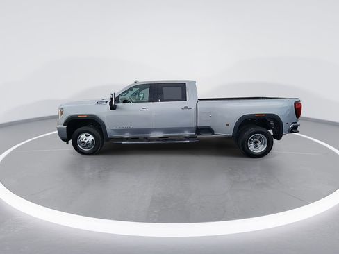 Used 2022 GMC Sierra 3500 SLT w/ SLT Convenience Package image 5