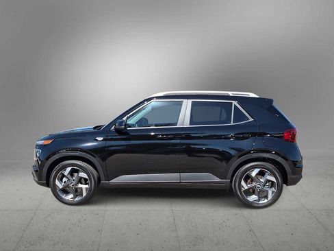 New 2026 Hyundai Venue SEL FWD image 5