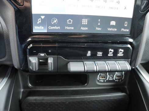 Certified 2023 RAM 1500 Big Horn image 27