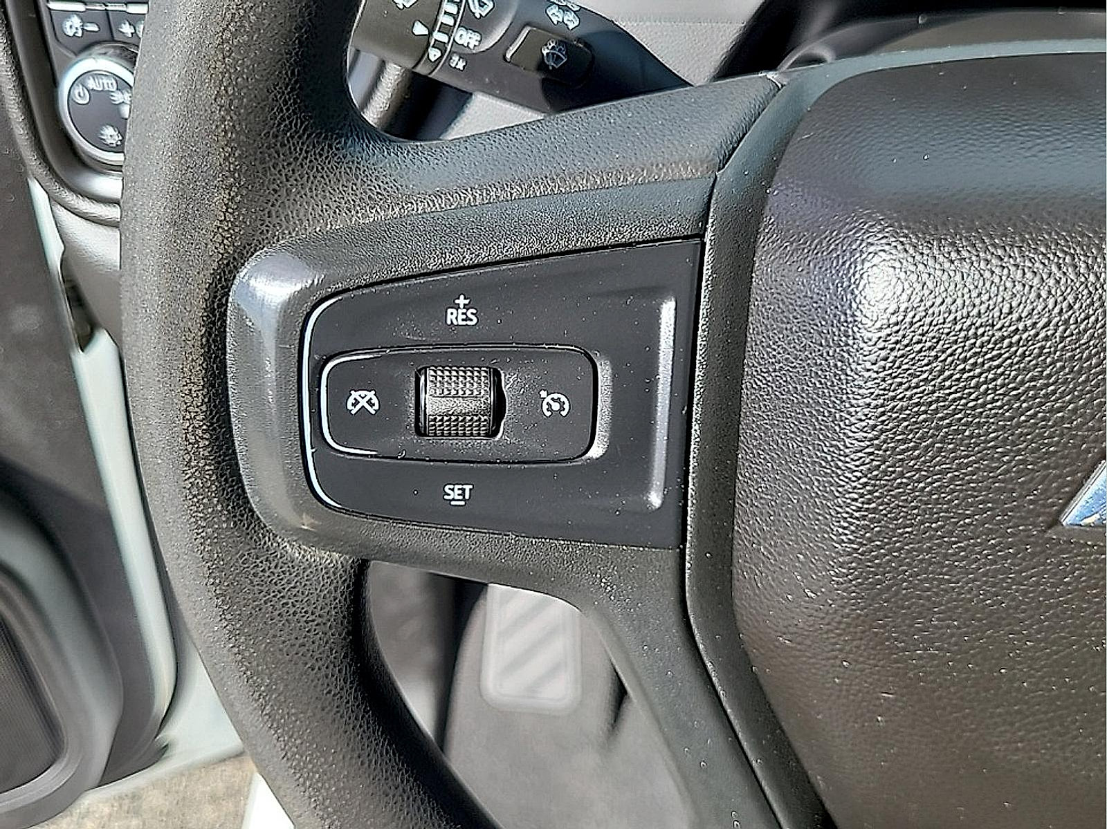 Used 2022 Chevrolet Silverado 2500 Custom w/ Custom Convenience Package AWD/4WD image 17