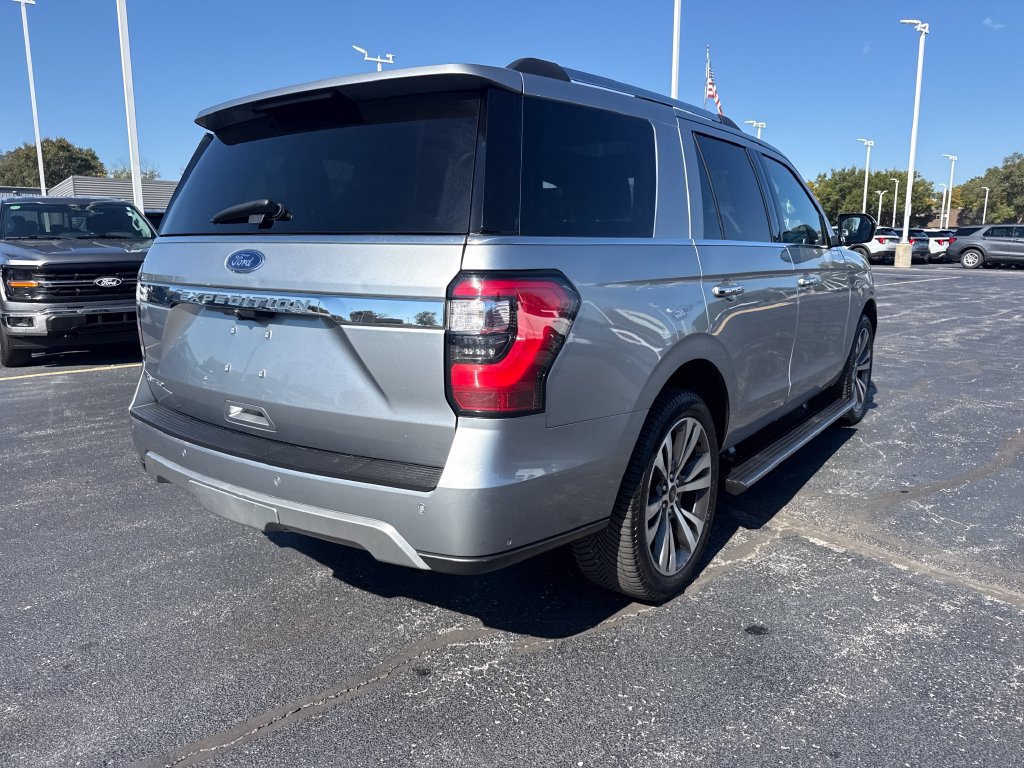 Used 2020 Ford Expedition Limited w/ Equipment Group 302A AWD/4WD image 7