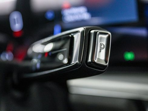 New 2026 Cadillac Lyriq V image 25