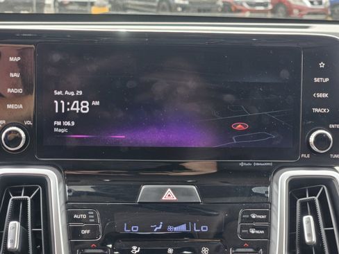 Used 2022 Kia Sorento S w/ Panoramic Sunroof Package FWD image 22
