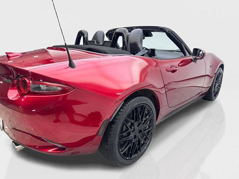 Used 2023 MAZDA MX-5 Miata Grand Touring RWD image 13