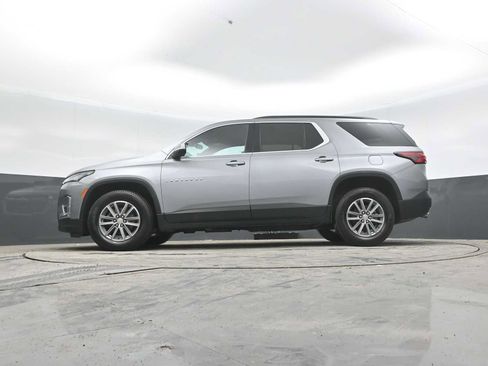 Used 2023 Chevrolet Traverse LT FWD image 47