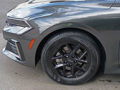 Used 2025 Kia K5 LXS FWD image 8