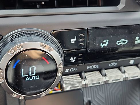 New 2026 Toyota Tacoma 4x4 Double Cab image 14