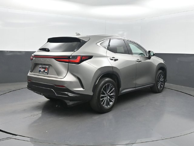 Used 2025 Lexus NX 250 FWD w/ Accessory Package (Z1) image 33
