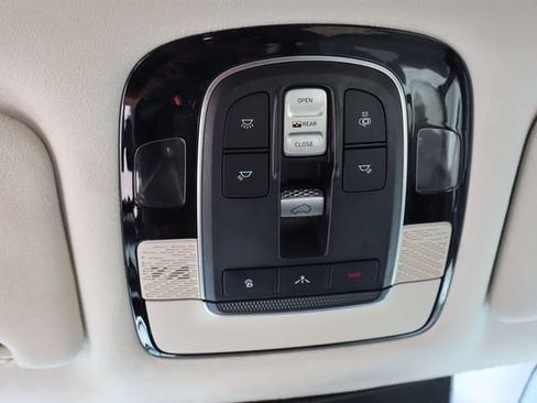 Used 2021 Hyundai Palisade Calligraphy AWD/4WD image 44