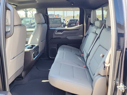 New 2026 GMC Sierra 1500 SLT w/ SLT Premium Plus Package image 42