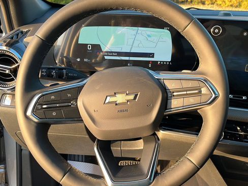 New 2026 Chevrolet Equinox LT w/ Convenience Package II image 14