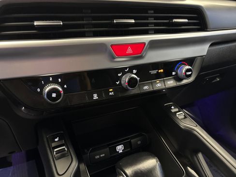 Used 2020 Kia Telluride S AWD/4WD image 21