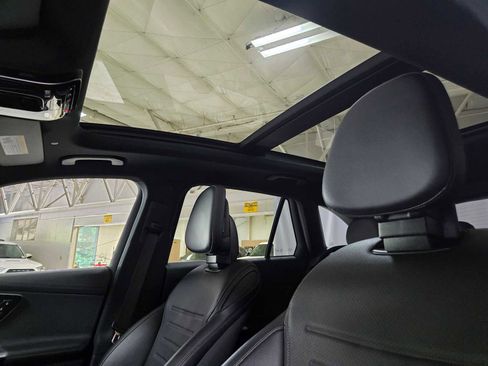 Used 2024 Mercedes-Benz GLC 300 4MATIC image 21