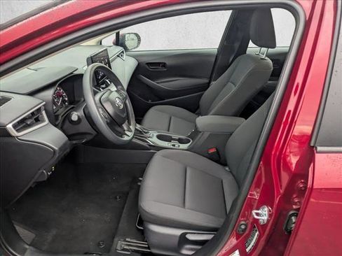 Used 2025 Toyota Corolla LE image 14