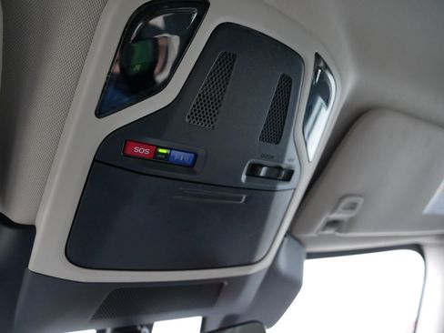 Used 2023 Subaru Legacy Limited image 32